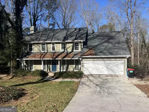 4803 Tarleton Dr, Lilburn, GA 30047