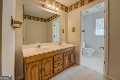 Bath - 353 Crowell Rd N, Covington, GA 30014 photo 5 of 10