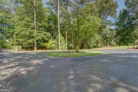 Exterior - 353 Crowell Rd N, Covington, GA 30014 photo 3 of 17