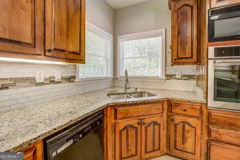 Kitchen - 353 Crowell Rd N, Covington, GA 30014 photo 3 of 9