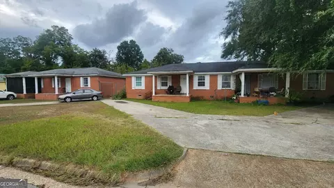 605 Burke Ave, Albany, GA 31701