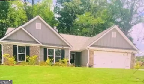 41 Meagan St, Statham, GA 30666