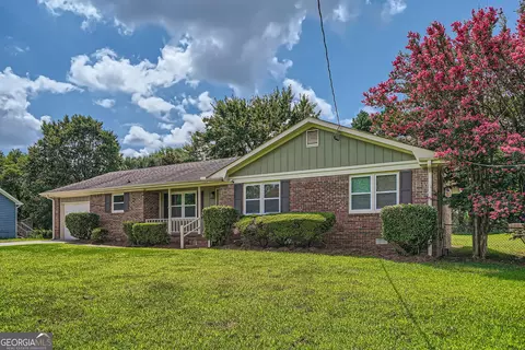 881 Jefferson Dr SW, Conyers, GA 30094