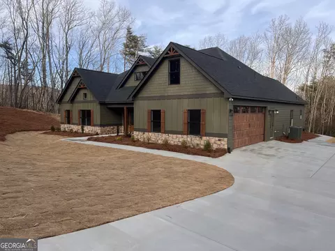 172 Pinecrest Rd, Clarkesville, GA 30523 photo 2