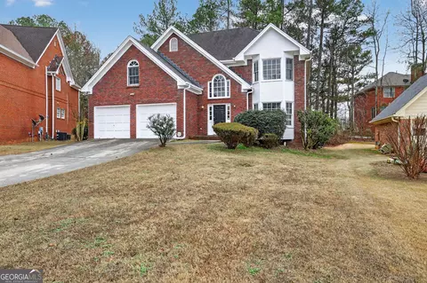 6385 Southland Forest Dr, Stone Mountain, GA 30087