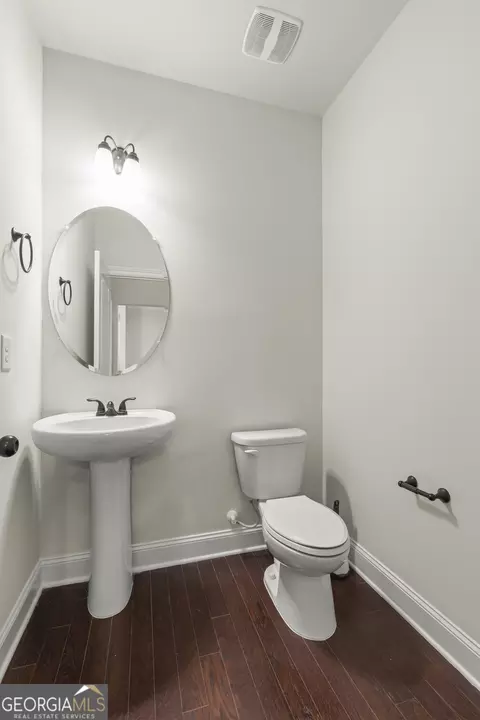 Bath - 3297 Alhambra Cir, Hampton, GA 30228 photo 1 of 3