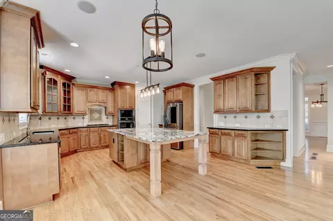 Kitchen - 1565 Briergate Dr, Duluth, GA 30097 photo 3 of 12