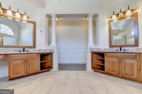Bath - 1565 Briergate Dr, Duluth, GA 30097 photo 8 of 10