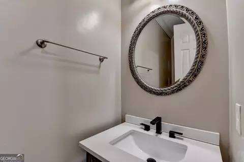 Bath - 1565 Briergate Dr, Duluth, GA 30097 photo 1 of 10