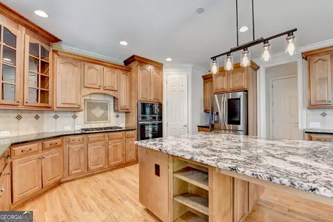 Kitchen - 1565 Briergate Dr, Duluth, GA 30097 photo 6 of 12