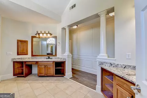 Bath - 1565 Briergate Dr, Duluth, GA 30097 photo 4 of 10