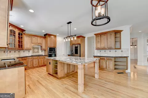 Kitchen - 1565 Briergate Dr, Duluth, GA 30097 photo 4 of 12