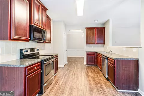 Kitchen - 1129 Watercourse Way, Hampton, GA 30228 photo 1 of 3