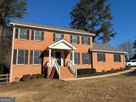 560 Clubhouse Dr SE, Conyers, GA 30094
