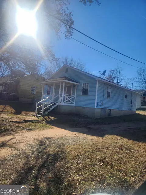 715 Cannon St, Covington, GA 30014