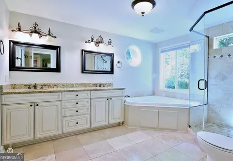 Bath - 5656 Hamilton Rd, Pine Mountain, GA 31822 photo 1 of 3