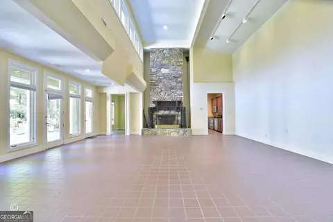 Living - 5656 Hamilton Rd, Pine Mountain, GA 31822 photo 12 of 12
