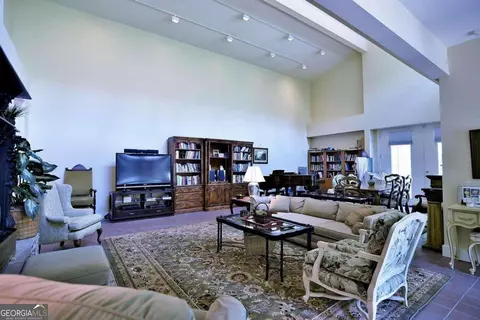 Living - 5656 Hamilton Rd, Pine Mountain, GA 31822 photo 11 of 12