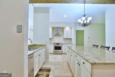Kitchen - 5656 Hamilton Rd, Pine Mountain, GA 31822 photo 4 of 8