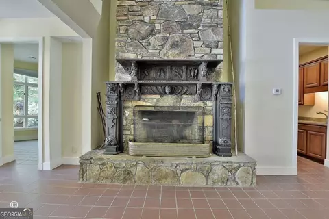 Living - 5656 Hamilton Rd, Pine Mountain, GA 31822 photo 10 of 12