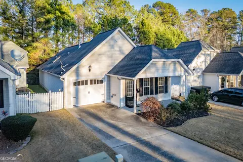253 Katherine Ct, Carrollton, GA 30117