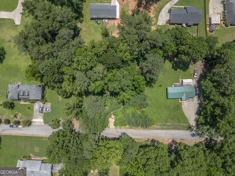 10161 N Dinah Cir, Covington, GA 30014