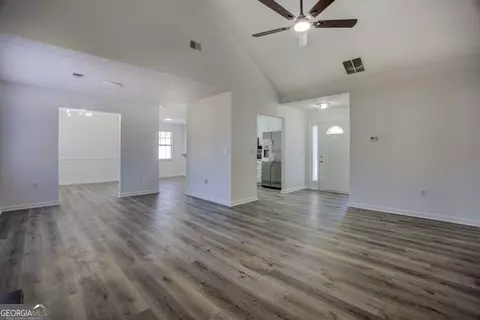 Living - 40 Brandon Dr, Covington, GA 30016 photo 2 of 6