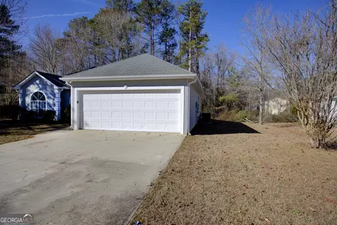 Exterior - 40 Brandon Dr, Covington, GA 30016 photo 2 of 5