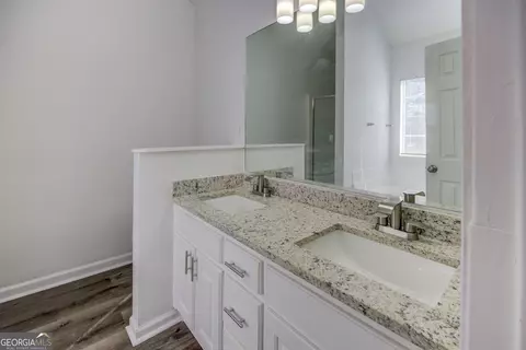 Bath - 40 Brandon Dr, Covington, GA 30016 photo 5 of 6