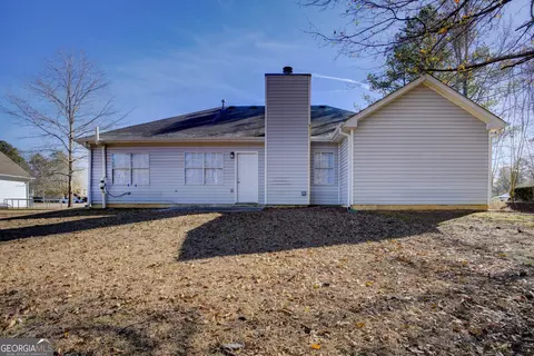 Exterior - 40 Brandon Dr, Covington, GA 30016 photo 5 of 5