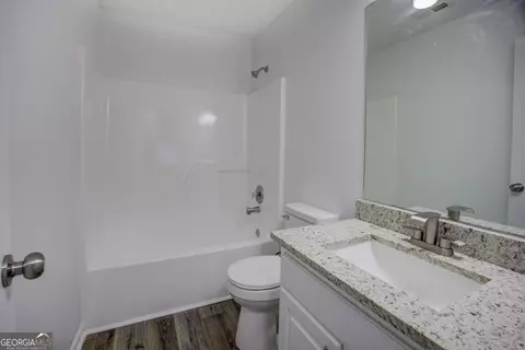Bath - 40 Brandon Dr, Covington, GA 30016 photo 4 of 6