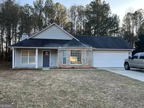 17 Carey Ct, Grantville, GA 30220
