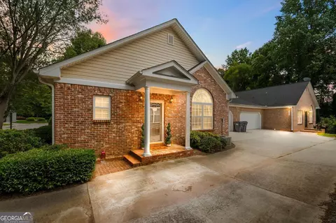 3309 Raes Creek Rd #BLDG 13, Marietta, GA 30008