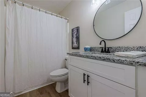 Bath - 704 Jay St, Canton, GA 30115 photo 3 of 3