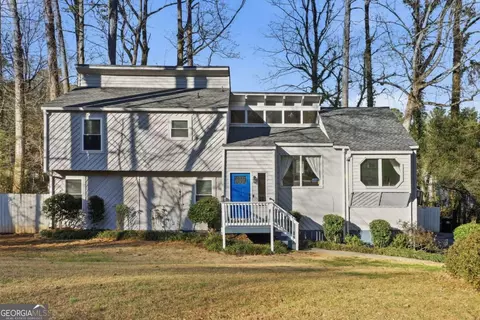 3981 Lookout Point Dr, Marietta, GA 30066