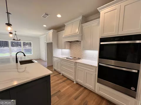 Kitchen - 865 Elder Dr, Jefferson, GA 30549 photo 4 of 15