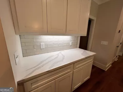 Kitchen - 865 Elder Dr, Jefferson, GA 30549 photo 11 of 15