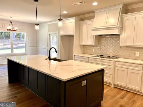Kitchen - 865 Elder Dr, Jefferson, GA 30549 photo 10 of 15