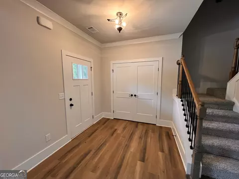 Entry Way - 865 Elder Dr, Jefferson, GA 30549 photo 4 of 8