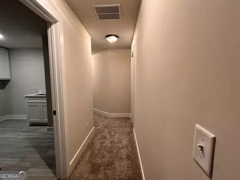 Entry Way - 865 Elder Dr, Jefferson, GA 30549 photo 7 of 8