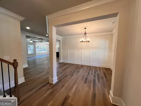 Entry Way - 865 Elder Dr, Jefferson, GA 30549 photo 5 of 8