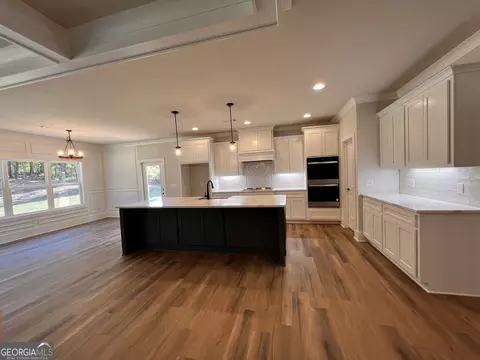 Kitchen - 865 Elder Dr, Jefferson, GA 30549 photo 3 of 15