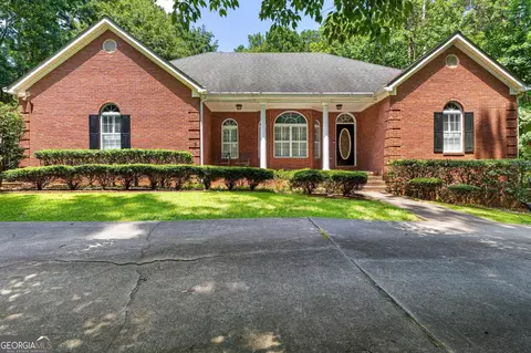 125 Allie Dr, Mcdonough, GA 30252
