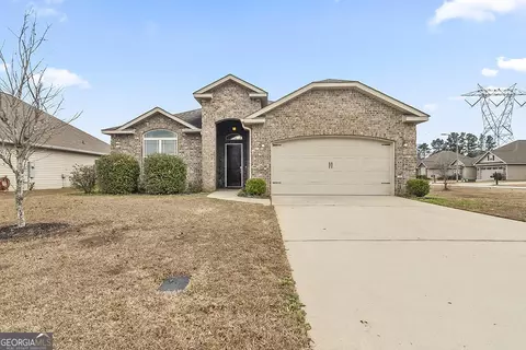 131 Savannah Ln, Bonaire, GA 31005
