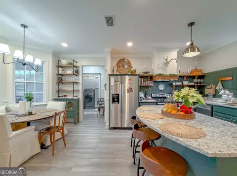 Kitchen - 100 Robin, Bainbridge, GA 39817 photo 3 of 7