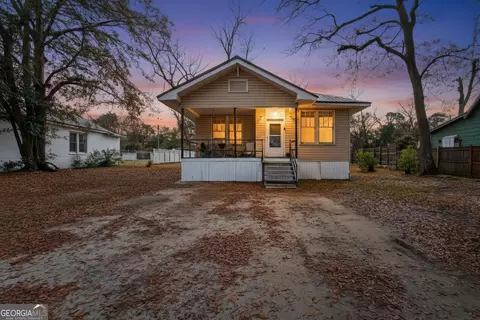 312 E 17th Ave, Cordele, GA 31015