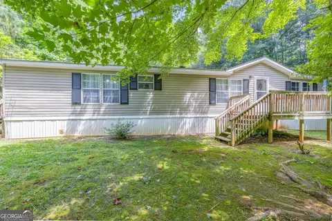 126 Loggins Trl, Commerce, GA 30529