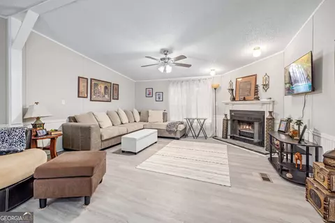 126 Loggins Trl, Commerce, GA 30529 photo 9