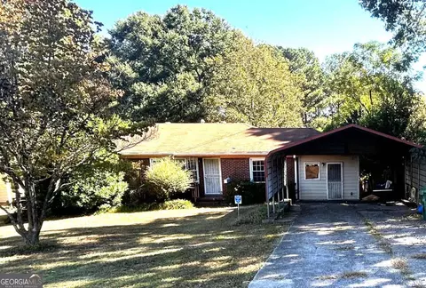 2264 Mark Trl, Decatur, GA 30032