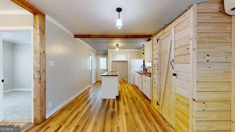 Entry Way - 428 Riverview St, Millen, GA 30442 photo 2 of 3